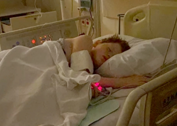 10-year-old boy was left hospitalized and nearly killed himself ‘after drinking 6 bottles of the most popular drink in the world’!