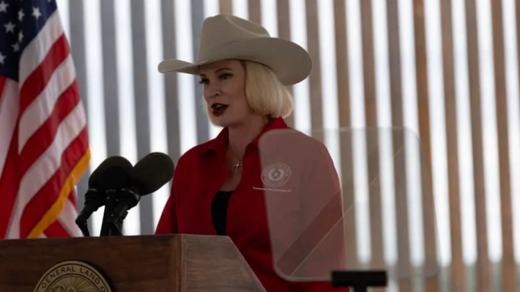 Texas Offers Land and Support for Trump Administration’s Mass Deportation Plans