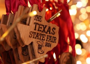 Texas Agriculture Commissioner Sid Miller announces record-breaking sales at 2024 State Fair of Texas GO TEXAN Pavilion