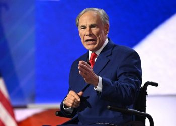 Texas Governor’s Orders Create Uncertainty for Chinese Americans