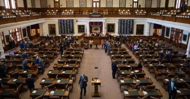 Texas Speaker’s Race Deepens Party Divisions as Floor Vote Approaches