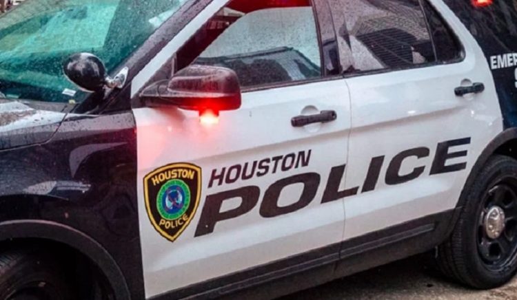 Fatal Hit-and-Run in Northwest Houston Under Investigation