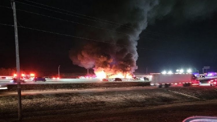 Tragic Multi-Vehicle Crash on I-35 Claims Life of Lorena Woman