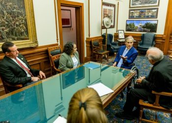 Governor Greg Abbott meets with representatives to discuss school choice in Texas