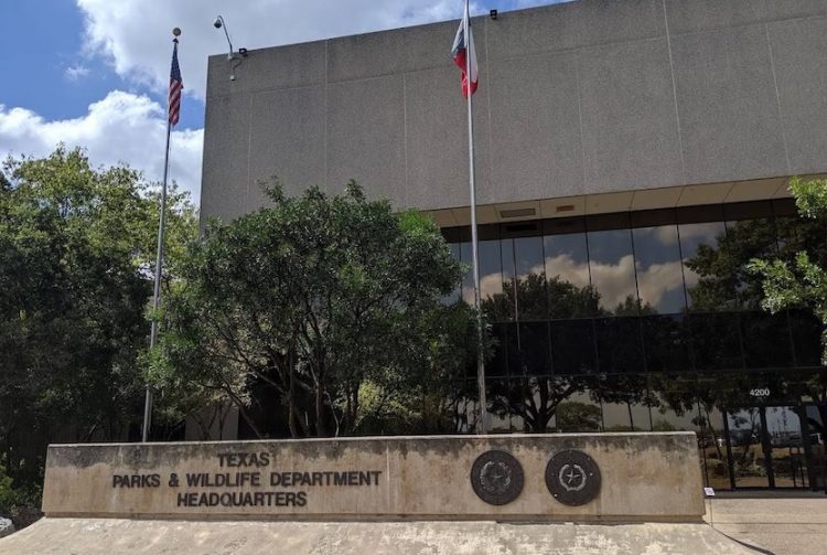 TX-18 in Matagorda Bay to open for commercial and recreational oyster harvesting on Feb. 18