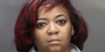 Texas woman became enraged at her spouse because he did not get her the braceIet she really wanted, before yelling at the man ‘come and get it’ when he returned home, while wielding a knife; charged