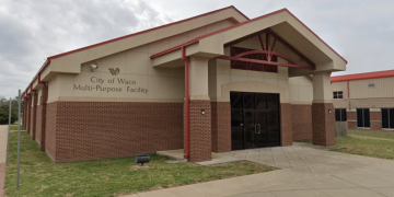 Waco opens warming center for those at risk due to extreme cold temperatures