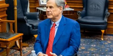 Governor Greg Abbott announces $17.3 million grant to SpaceX for expansion of semiconductor R&D facility in Bastrop