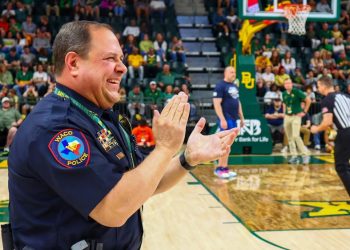 Waco PD wins 3-point competition ahead of charity basketball game for Special Olympics Texas
