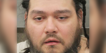 Man who was allowed to ‘put more and more children in his care,’ only for him to indcently abuse 6 of them, then claimed being terminaIIy iII to eIicit sympathy and avoid legaI repercussions, was sentenced