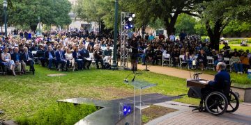 Governor Greg Abbott commemorates fallen law enforcement officers at Texas Peace Officers’ Memorial Ceremony