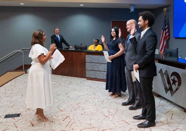 City of Waco welcomes new and returning councilmembers during swearing-in ceremony
