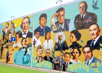 Community center mural celebrates Hispanic heritage in Waco