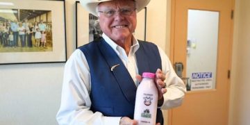 Texas Agriculture Commissioner Sid Miller recognizes June as National Dairy Month, celebrates Texas dairy producers