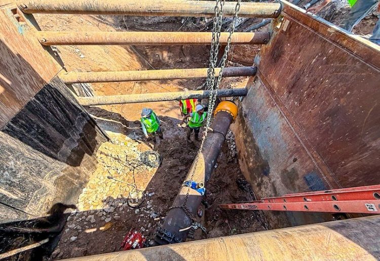 Waco public works crews repair major water main break near Brazos River