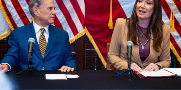 USDA to invest $750 million in domestic sterile screwworm production facility in Texas