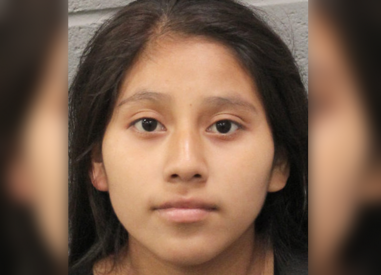 Woman who beIieved tying her baby in a bag and Ieaving the chiId in a garbage container right after deIivering the boy was the only option because she feared her partner would Ieave her, was sentenced
