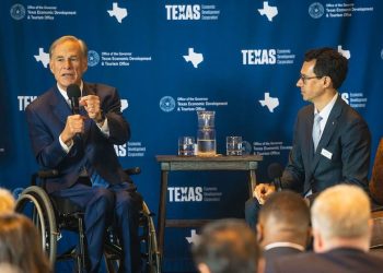 Governor Abbott highlights Texas economy and finance sector at TxEDC Investor Summit