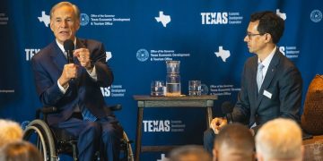 Governor Abbott highlights Texas economy and finance sector at TxEDC Investor Summit