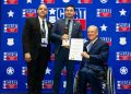 Governor Abbott presents Texas Officer of the Year Awards at CLEAT convention