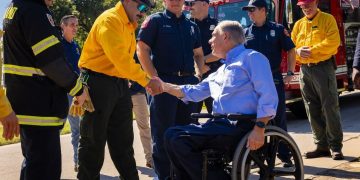 Governor Abbott highlights firefighter training and wildfire preparedness at Texas program