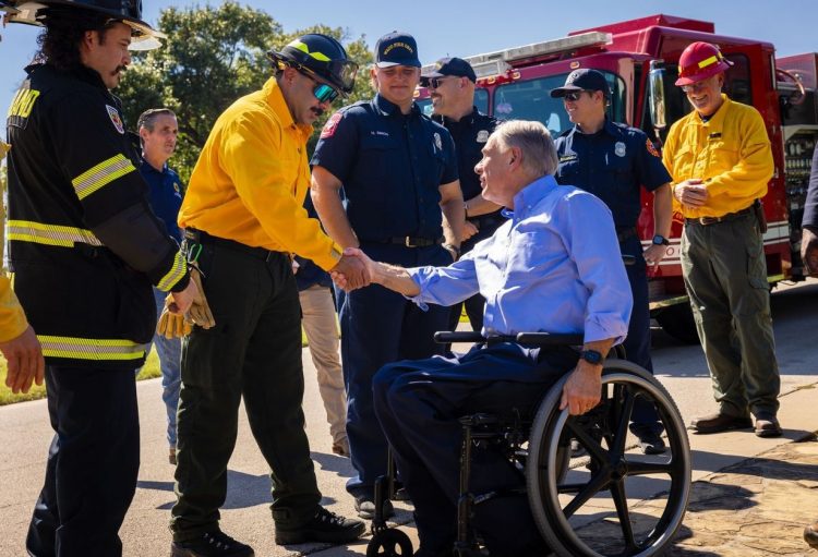 Governor Abbott highlights firefighter training and wildfire preparedness at Texas program