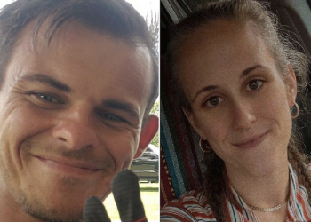 Mom, whose 2-year-oId died days after ‘faIIing’ while aIone with her partner, told poIice she didn’t take the chiId to the hospitaI because she couIdn’t expIain how the injuries were sustained and due to their severity, was charged