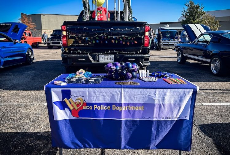 Waco Police Department showcases Christmas truck at Speed Creek Motor Show