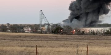 Waco Fire Department responds to chemical fire in Valley Mills