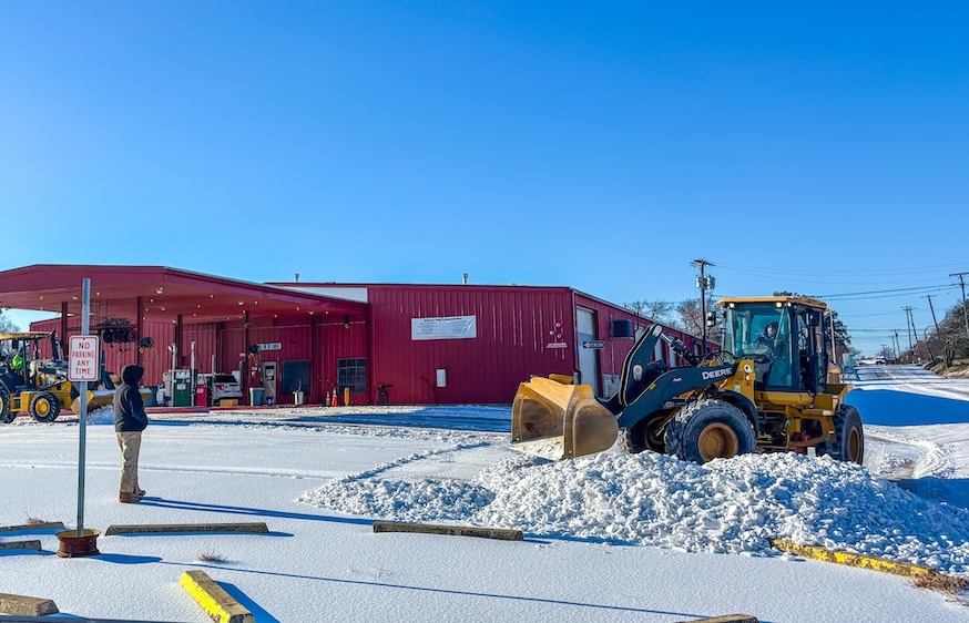 City of Waco thanks staff for keeping services running during winter weather