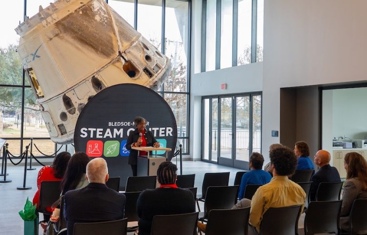Waco STEAM Center hosts visit from Texas representative to highlight STEM initiatives