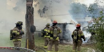 Fire breaks out in 2700 block of Morrow Ave in Waco as crews respond to storage building blaze