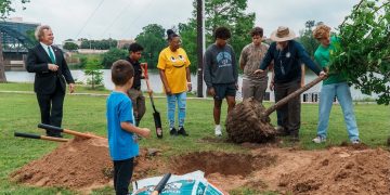 City of Waco celebrates Arbor Day with tree planting at Bledsoe-Miller STEAM Center