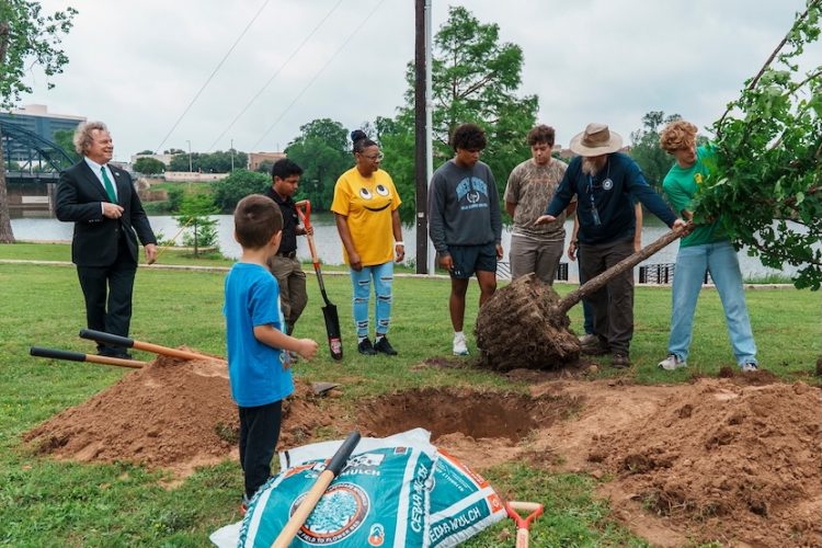 City of Waco celebrates Arbor Day with tree planting at Bledsoe-Miller STEAM Center