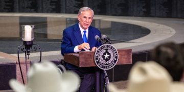 Governor Abbott honors fallen officers at Texas Peace Officers’ Memorial Ceremony in Austin