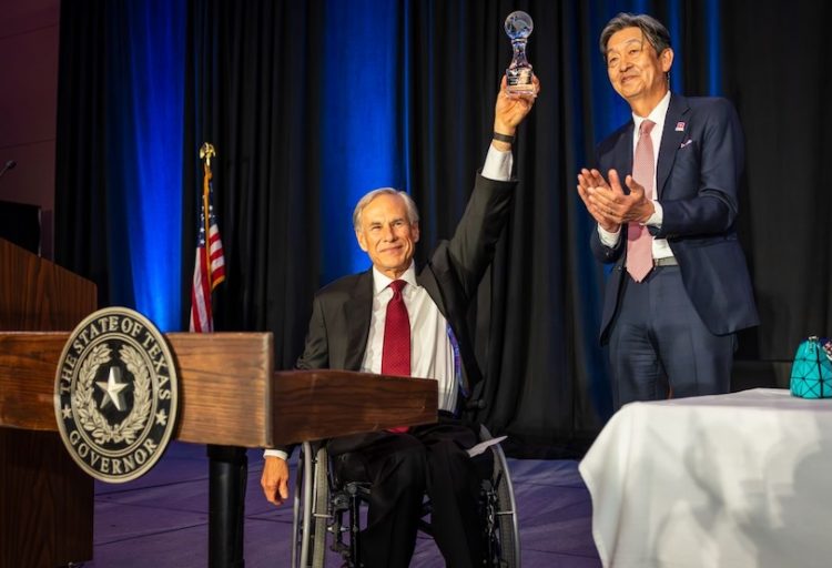 Gov. Abbott presented with Sun and Star Legacy Award while highlighting Texas’ thriving economic partnership with Japan and continued leadership as Best State for Business for 21 consecutive years