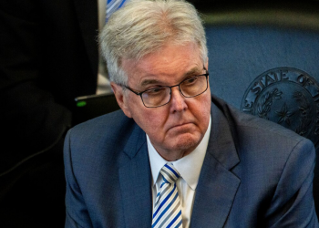 Texas Lt. Gov. Patrick warned Republicans could face serious political consequences in the upcoming elections, pointing to high gasoline prices and the war in lran