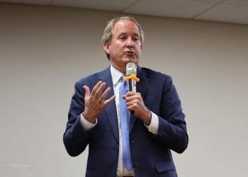 “Texas’s right to arrest illegals is fundamental,” Paxton shares opinion on ruling after judge allows Texas to activate arrest law and sentence migrants up to 20 years for refusal to comply