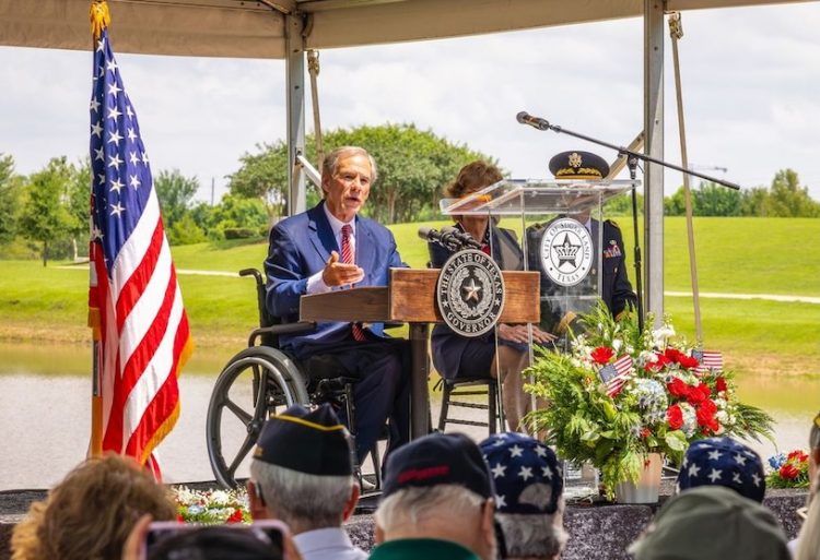 Gov. Greg Abbott honors fallen U.S. service members during Memorial Day ceremony in Sugar Land