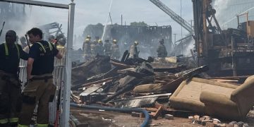 Fire crews respond to 5-alarm apartment explosion and fire in Dallas, three fatalities confirmed