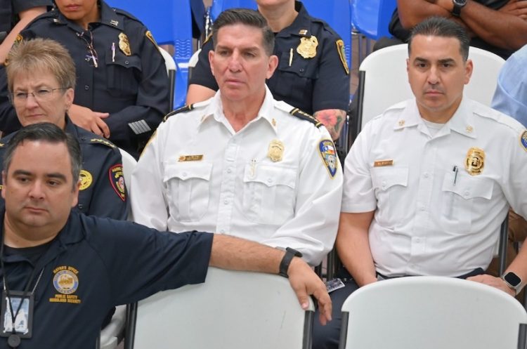 Houston Fire Department leaders tour new Emancipation resource center aimed at supporting homeless residents