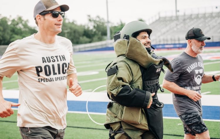 Community gathers for 2nd Annual Memorial Bomb Suit Run hosted by Austin Police Department supporting EOD and mental health awareness