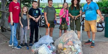 Waco Parks thanks volunteers for community cleanup at Cameron Park’s Circle Point