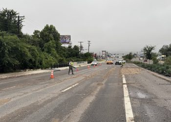 Waco Drive reduced to one lane after flooding causes washout