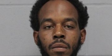 Man accused of fatally shooting victim after physical altercation, police say 29-year-old alleged shooter remained at scene until officers arrived