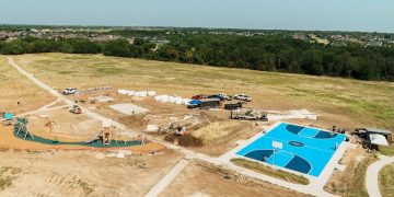 China Spring Park reaches new construction milestones as November opening approaches