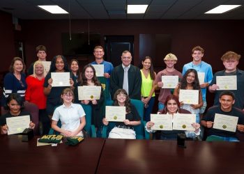Waco Teen Court gives students hands-on experience in the justice system as more than 100 juveniles participate