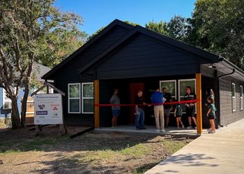 Waco Habitat for Humanity dedicates new home built with help from city employees and community partners