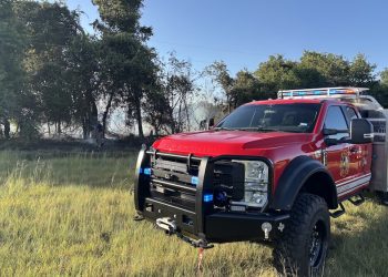 Brush fire prompts emergency response on Speegleville Road as multiple Waco fire units respond