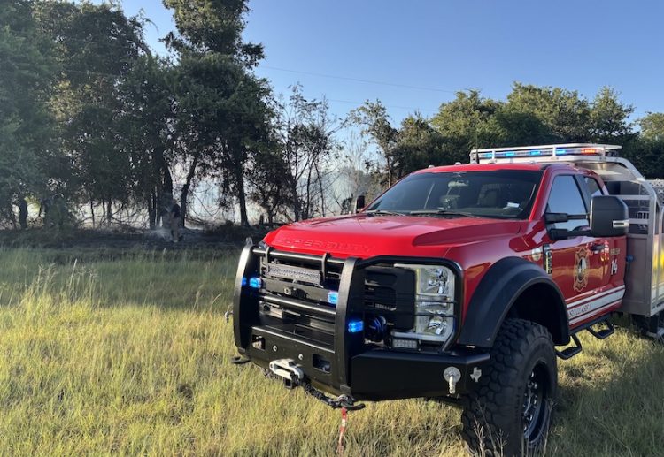 Brush fire prompts emergency response on Speegleville Road as multiple Waco fire units respond